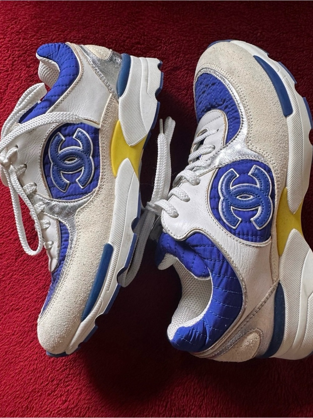 Authentic CHANEL Sneakers - Picture 4 of 7